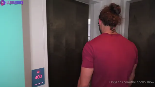 Hardcore Foursome In The Hotel Room With Blonde Eden Luxx