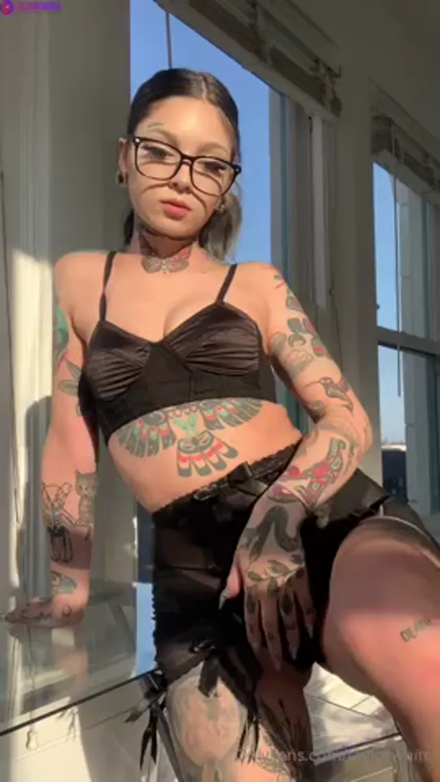 Taylor White Blowjob With Dildo Wearing Glasses