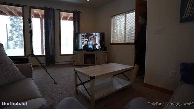 Gii_XoXo69 Gives Blowjob To Get Fucked In Doggystyle