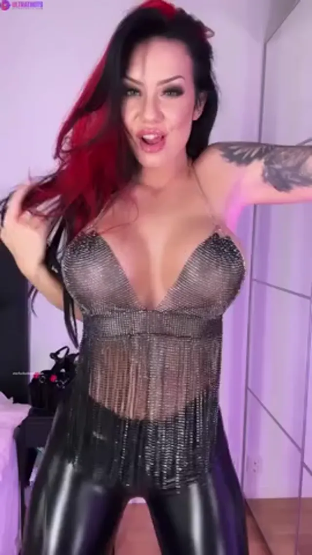 Starfuckedmodel – here’s a better view for you of the top (onlyfans – enhanced)