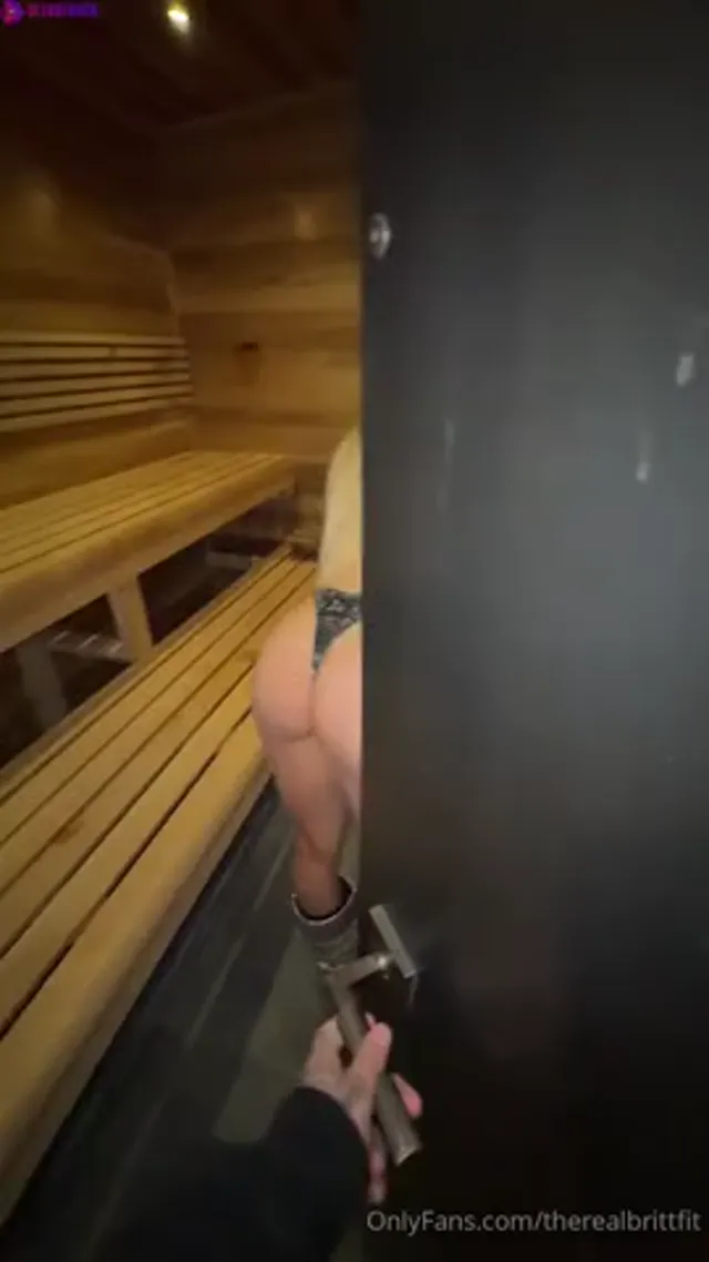 Therealbrittfit New Hardcore Sextape in Sauna