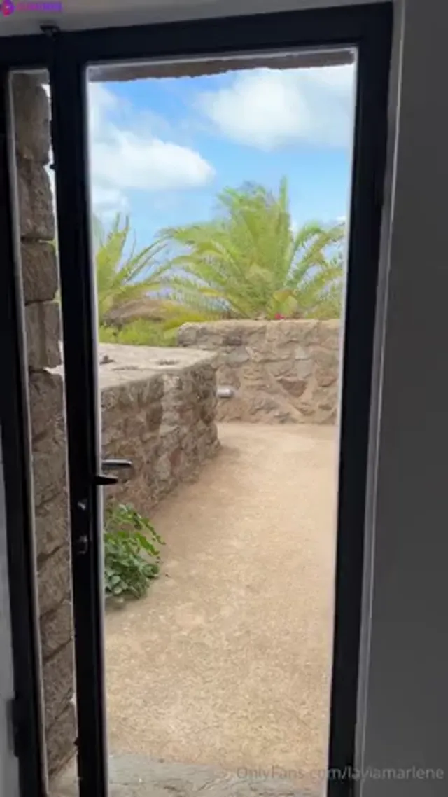 Layla Marlene Hard Doggystyle Sextape