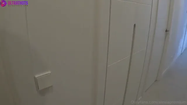 AlexiaPremium – POV Sex Tape with Creampie