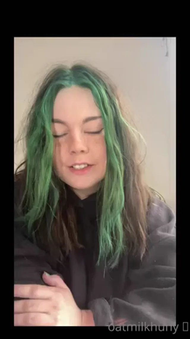 Oatmilkhunny Titty Fuck With Dildo