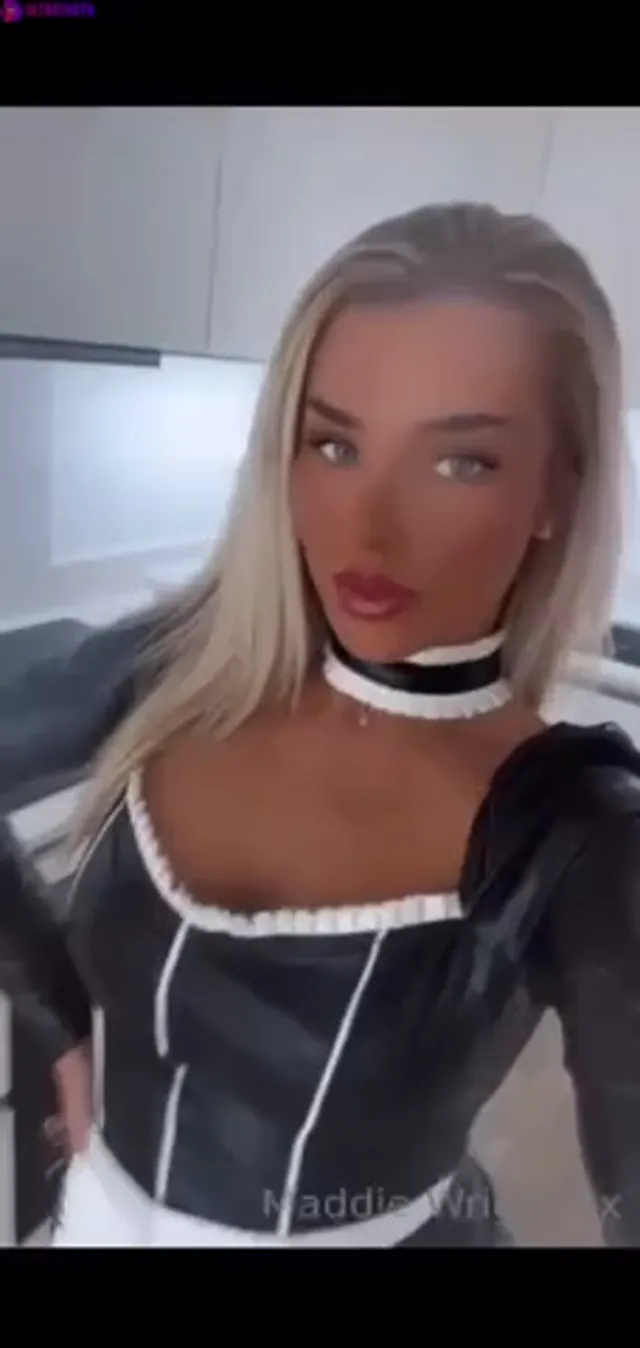 Maddie Wright dildoplay