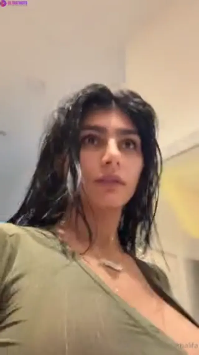 Mia Khalifa Long Livestream Video
