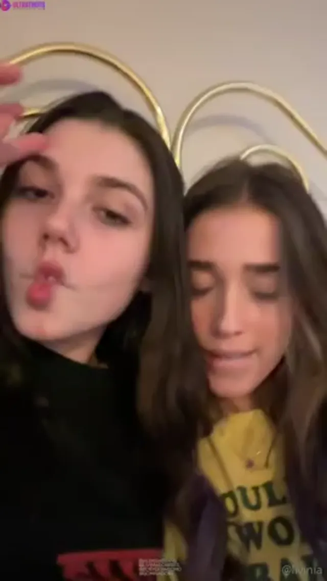 Livinia Roberts – First Lesbian Foursome Sextape