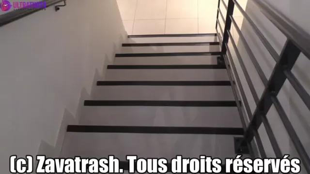 French Milf Zavatrash Giving Blowjob to Stranger in Public