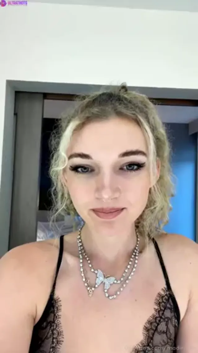 Madiruve Live Sextape on Livestream