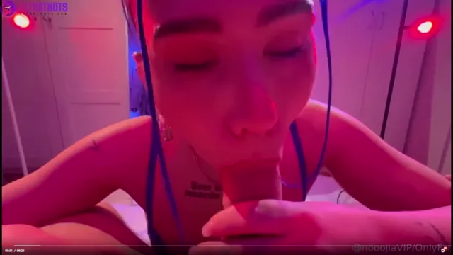Norwegian Nooojia Blowjob in POV