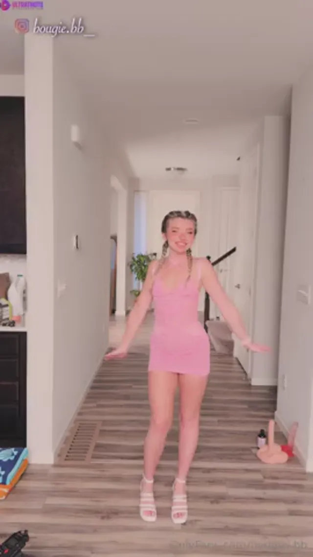 Bougie_bb pigtails anal dildo