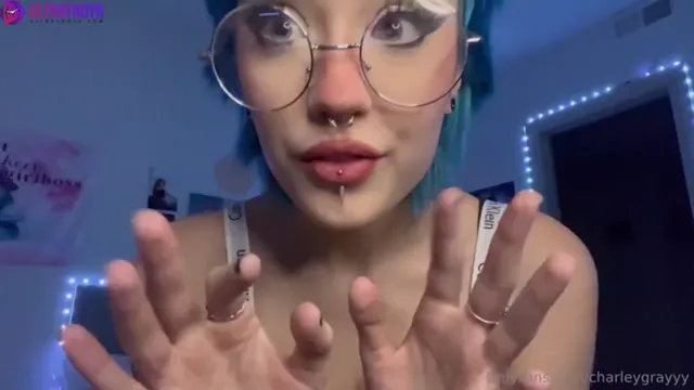 CharleyGrayyy – ASMR Livestream