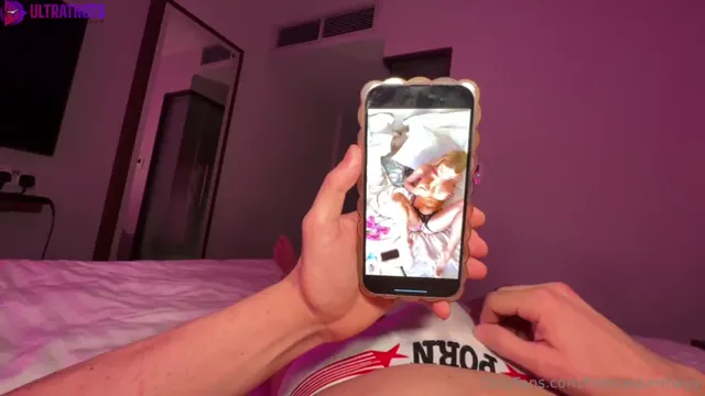 Frances Bentley – Caught Him Masturbating Sextape