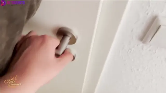 Zoeywgr – Getting Pussy Pounded by Best Friend