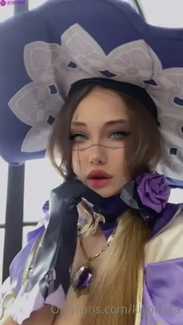 KikoBakaa Topless In Costume