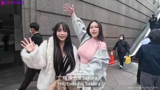 DJsakuraaaa – 2 Chinese Sluts Experience Lesbian Sex For The First Time