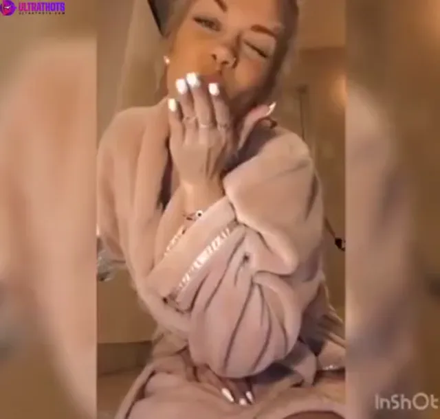 Swedish girl dripping pussy