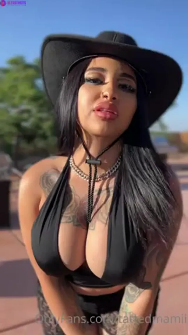 Tattedmamii Rides Big Dick In Cowboy Costume