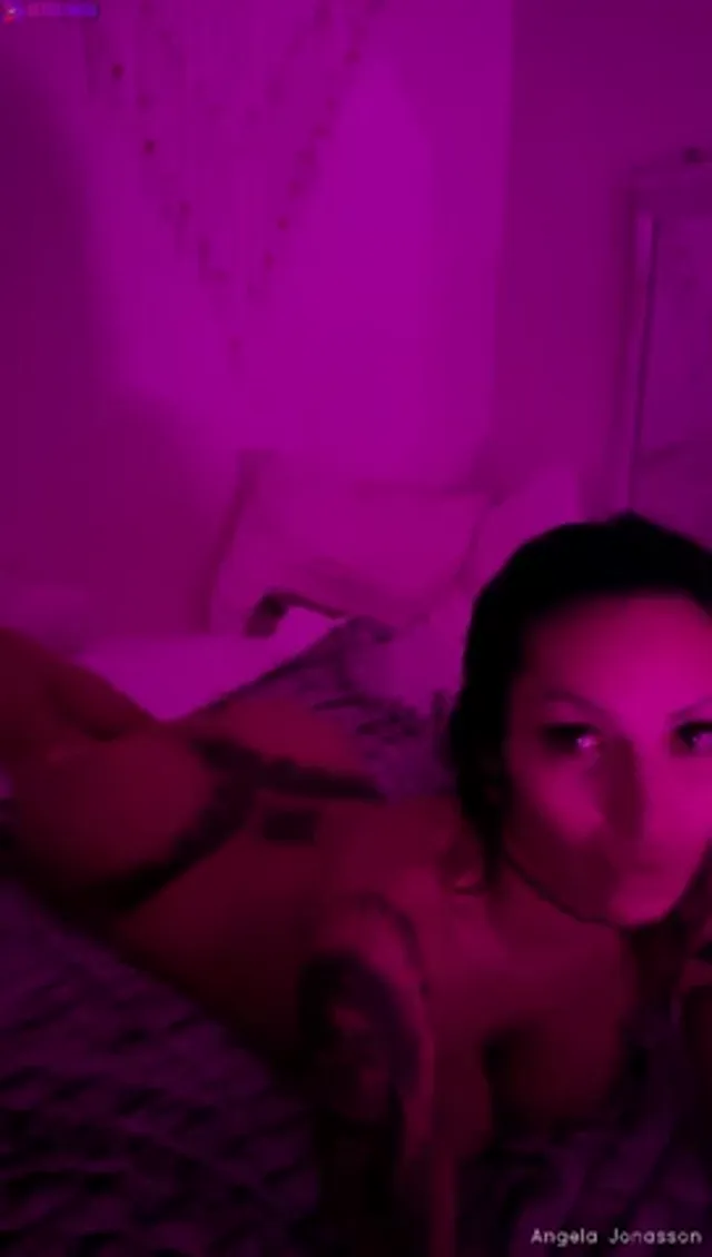 Angela Jonasson livestream No 2