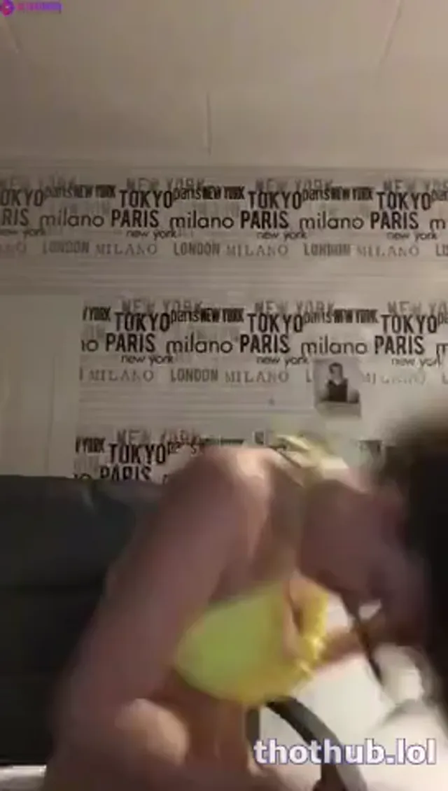 Swedish Sandra Live on Periscope