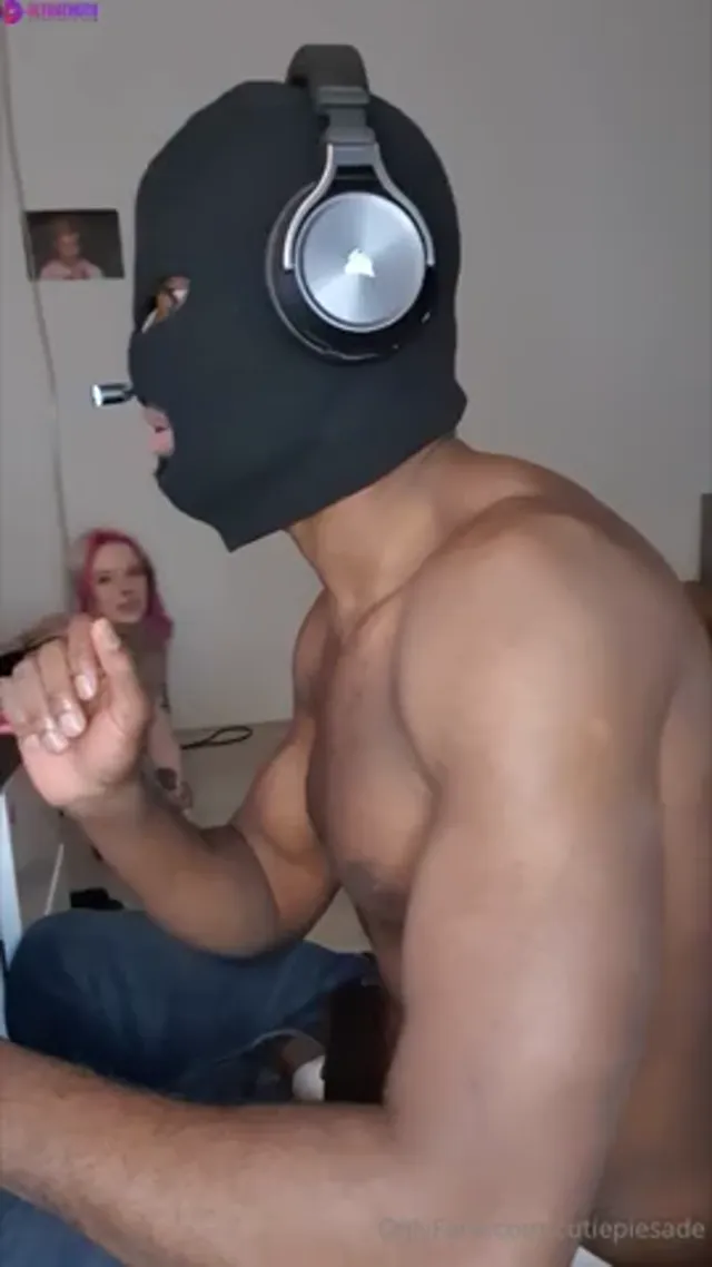 Cutiepiesade – First Interracial Sextape With BBC Daddy