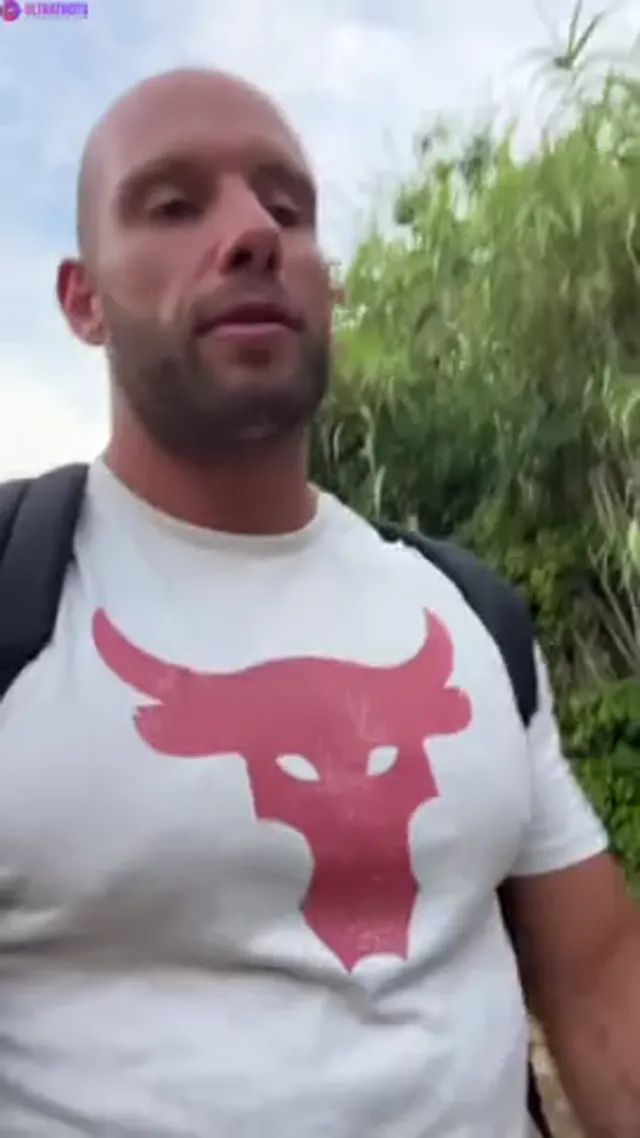 Margot Dulac – Hiking Turns To Hardcore Sex Outdoors