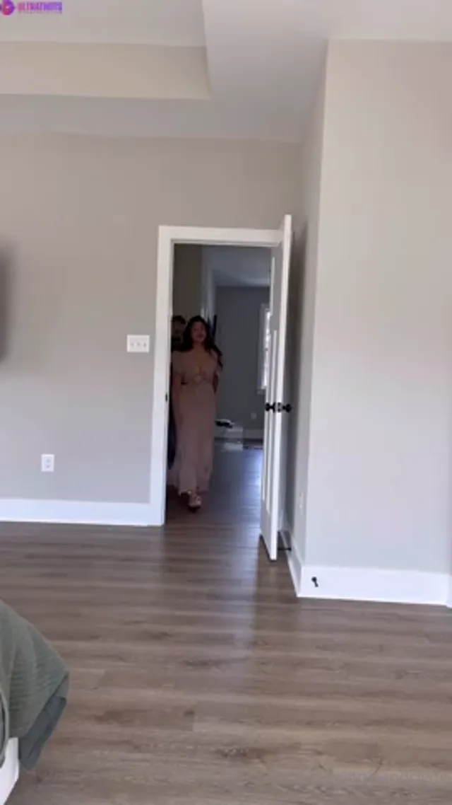 Whosbonnieandclyde – Quick Suck And Fuck in Bedroom