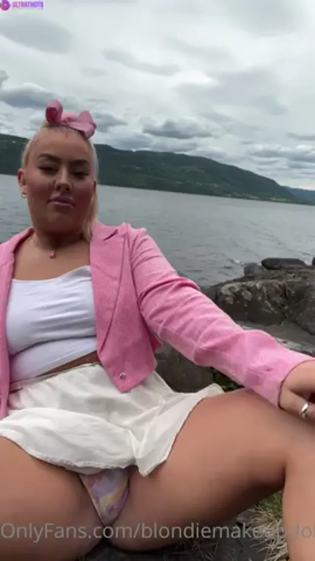 Blondiemakeupdoll No 6