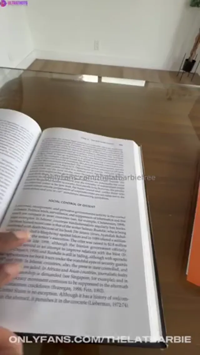 Auhneesh Nicole – Fivesome Sextape in Slutty Schoolgirl Outfits