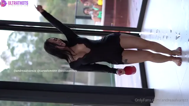 LiliJones Strips And Joins Naked CaroolSmithh And PoiissonIvyy In Outdoor Jacuzzi