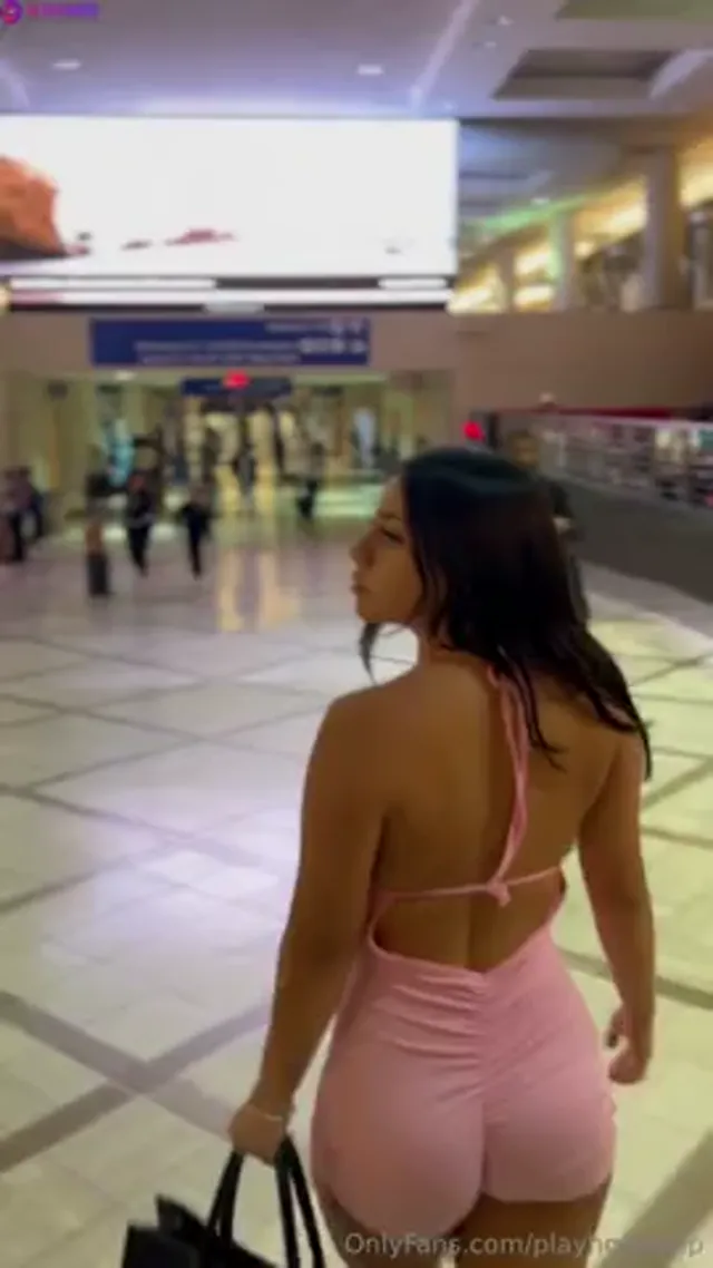 Melztube – Fucking Stranger in Public Restroom Sextape