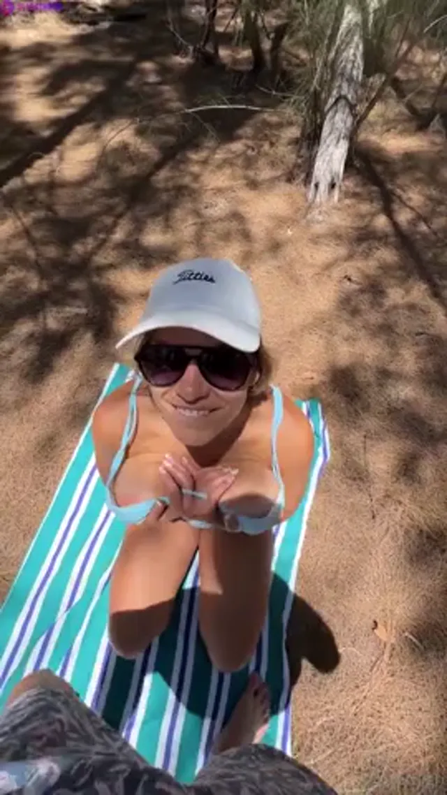 Avery Leigh – Risky Public Doggystyle Sextape in POV