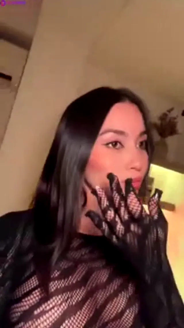 Karol Rosado – Wet Pussy Masturbation Livestream