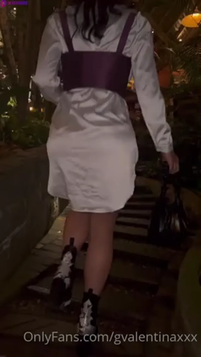 Gina Valentina – Vacation Sextape in Japan