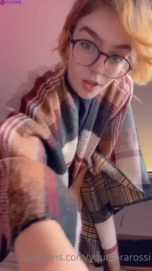 Cora Rossi Strips In Skirt