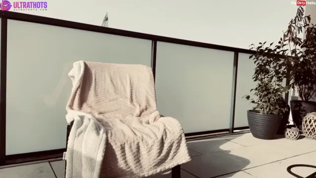 Lia Engel – Blonde German Masturbating With Toys