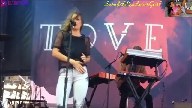 Swedish PopStar Tove Lo Flashing Her Tits Fast In Two Diffrent Live Concerts