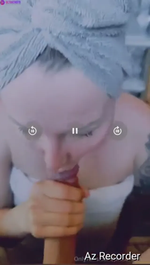 Finnish Milf Giving BJ After Shower