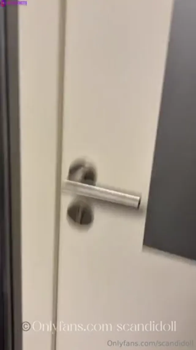 Norwegian Scandidoll Tanning Fuck