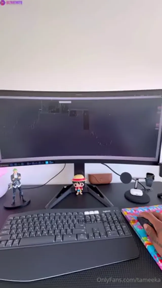 Tameeka Kerr Fucks Her Boss For Promotion