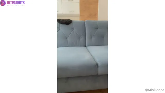 Mini Loona – Big Dildo Inside My Tight Wet Pussy