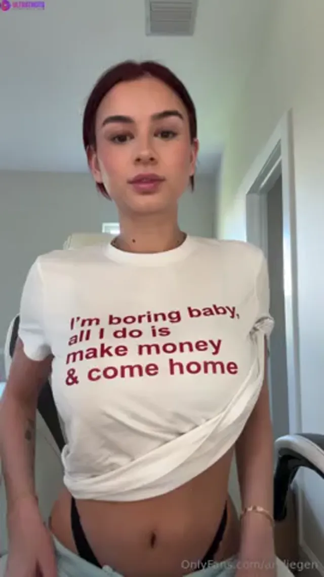 Andie Elle Teasing Pervect Hot Body