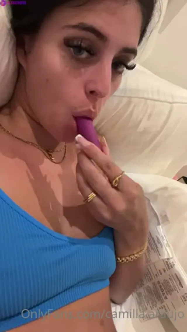 Camilla Araujo Fucking Pussy with Small Sex Toy
