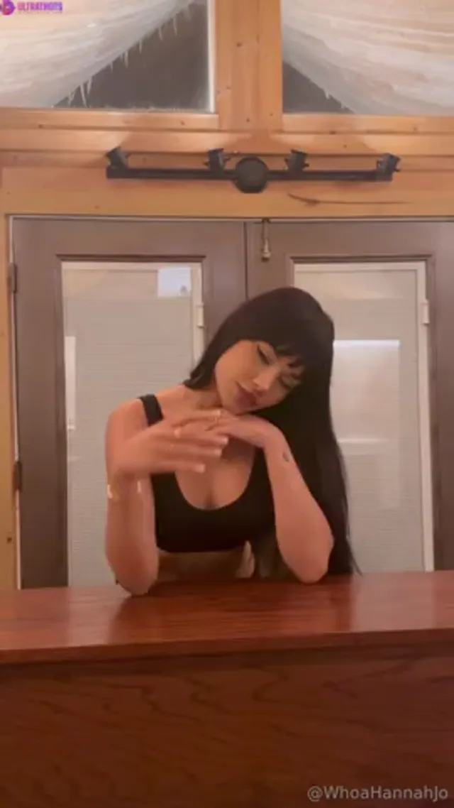 Hannah Jo – POV Doggystyle And Cock Riding on Vacation