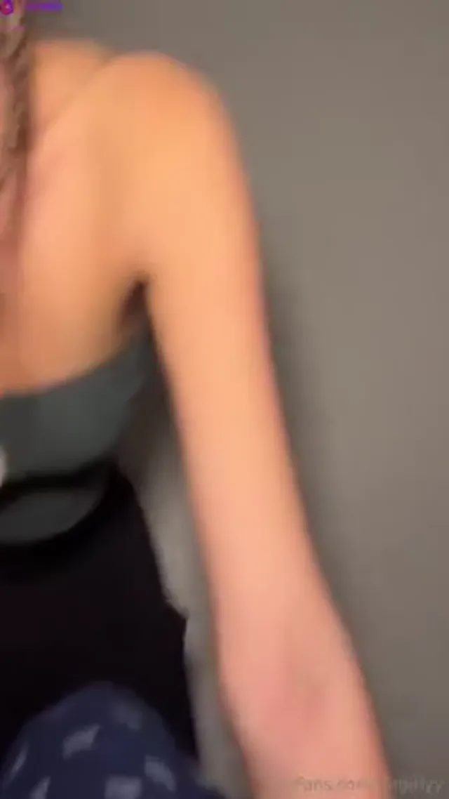 Titigirlyy – Long Homemade Sextape