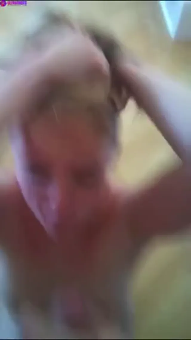 Swedish Amateur Shows Cumface