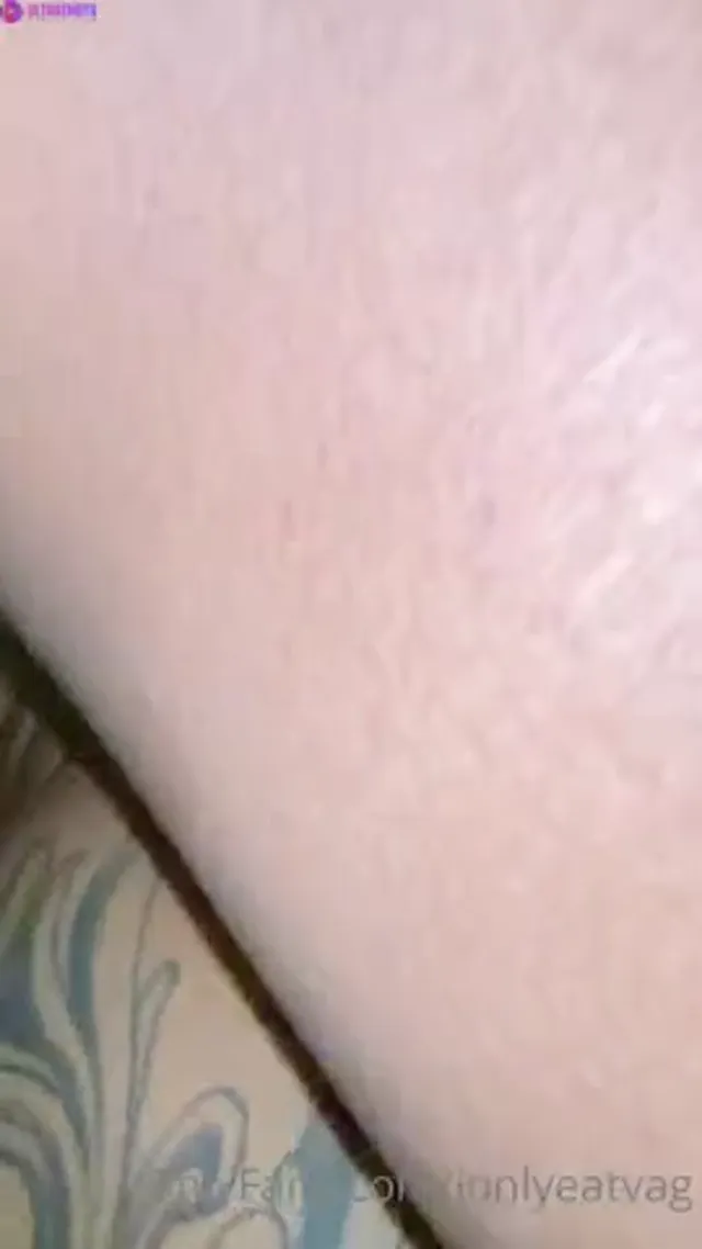 Swedish Bombshell iOnlyEatVag Hot Wet Anal & Pussy Sex