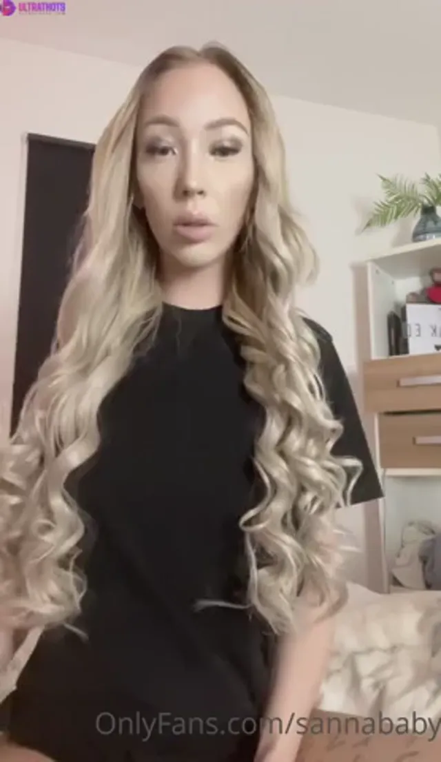 Swedish Sannababy masturbation