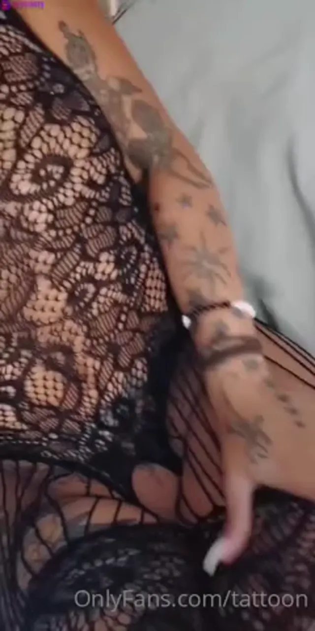 Swedish Nennefriisk sexy outfit