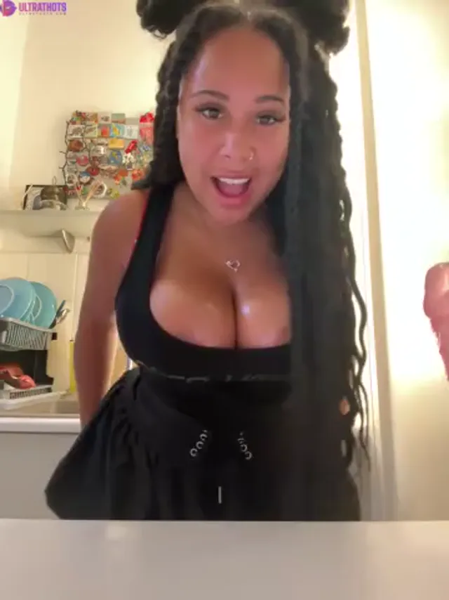 Swedish Ebony Babe HaileyDiana Masturbates Her Tight Horny Wet Pussy Until She Cums